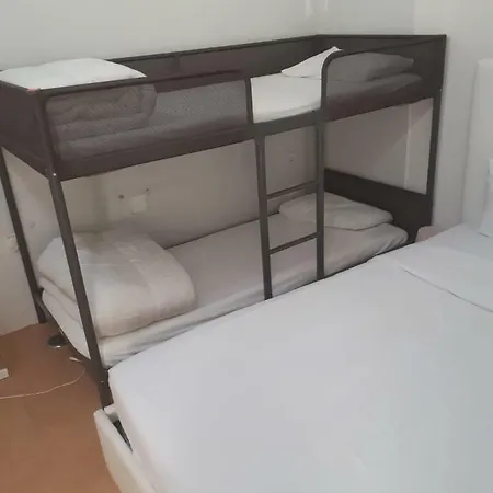 7 Rivers Hostel